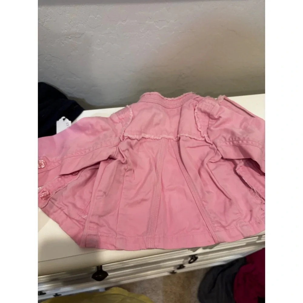 The‎ Childrens Place Girls Pink Denim Jacket Frayed Trim Y2K Style Kids Size 12M